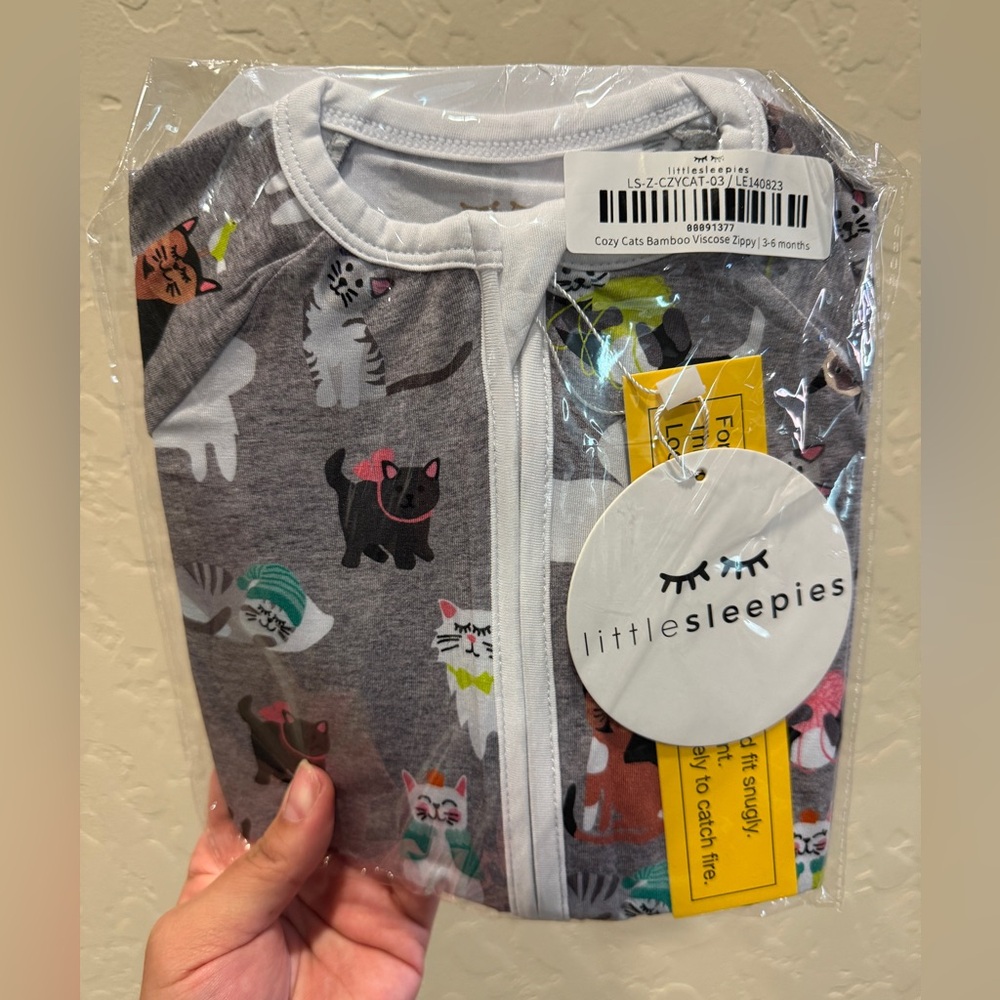NIB Little Sleepies Cozy Cats